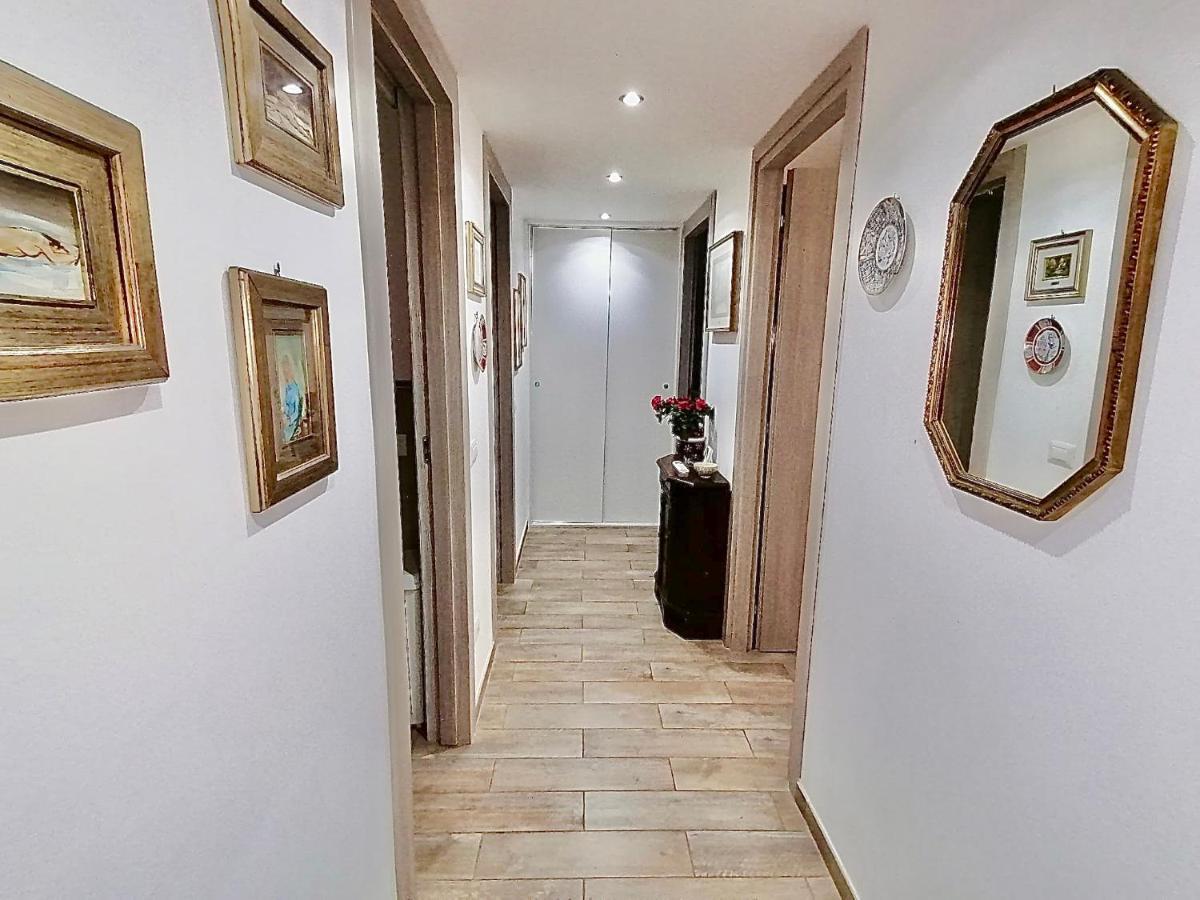 Relax Zambrini Apartman Lido di Ostia Kültér fotó