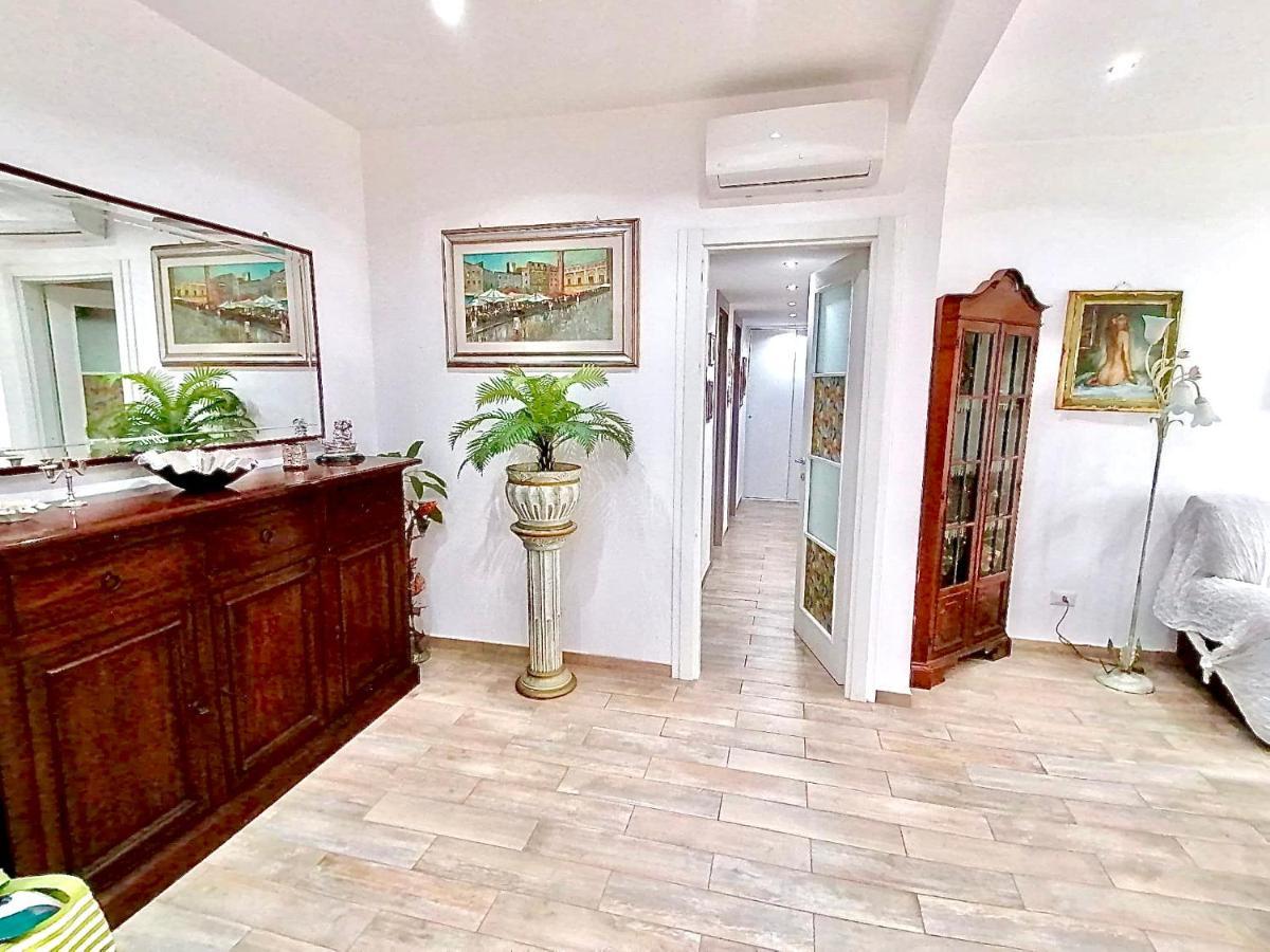 Relax Zambrini Apartman Lido di Ostia Kültér fotó